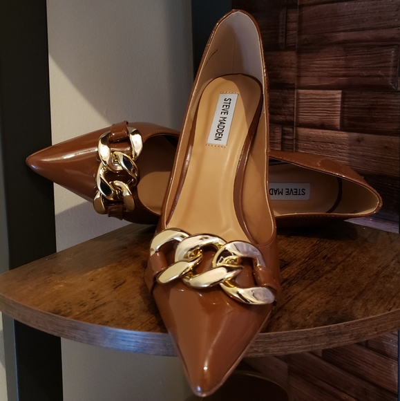 **SOLD** Steve Madden Zilday high heel pumps. - Picture 8 of 8